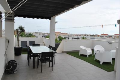 Top floor apartment in Oasis Beach La Zenia 2 Nº 074 in España Casas