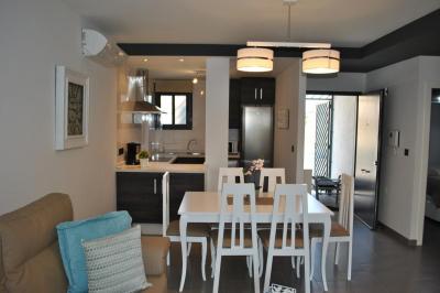 Apartamento en planta baja en Oasis Beach La Zenia 2 Nº 059 in España Casas