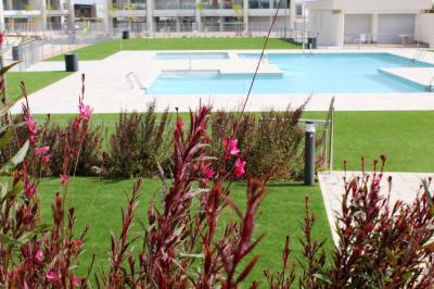 Hyr en lägenhet i Residence EMA  in España Casas